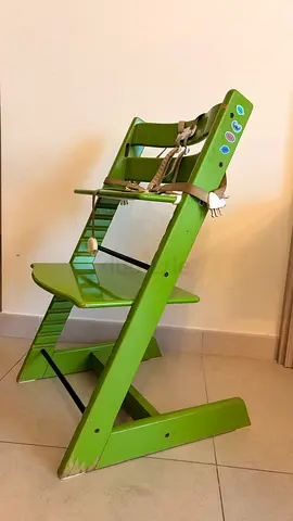 Stokke - Tripp Trapp - Adjustable Wooden High Chair with safety straps - Green