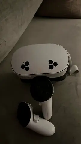 Meta Quest 3 VR Headset and Controllers