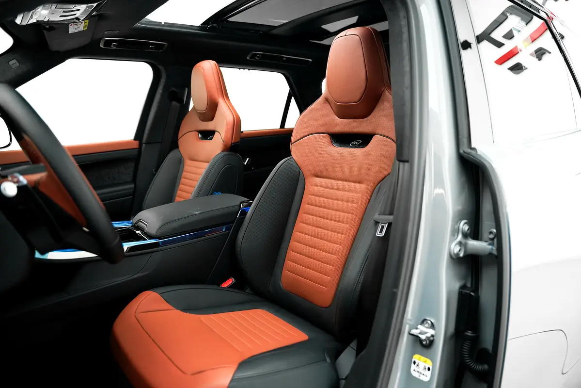 Land Rover Range Rover 2025