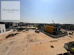 Row Plot | Experienced construction management | 4 floors
