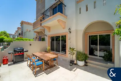 Exclusive Vacant On Transfer 3 Bedroom In Redwood Park