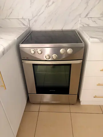 Stainless Steel Electric Oven with Glass Door - Good Condition