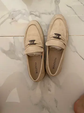 Mens shoes size 44