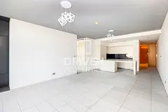 High Floor Well-Kept Apt with DIFC Views