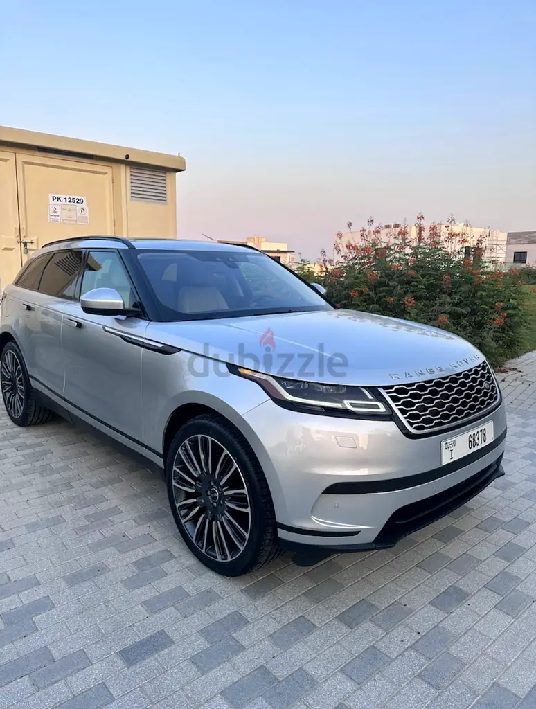 Land Rover Range Rover Velar 2019 — photo 1 of 10