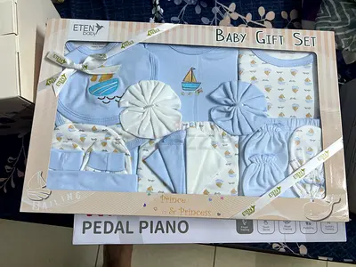 Newborn baby clothing gift set -16 piece