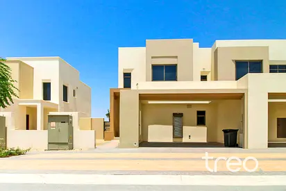 On Pool and Park | Negotiable | Vacant