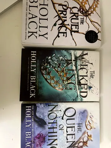 Set of 3 Holly Black — The Cruel Prince Trilogy (paperback)