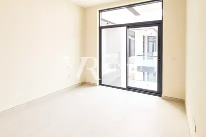 High Floor | Pool View | Biggest layout | Near Metro