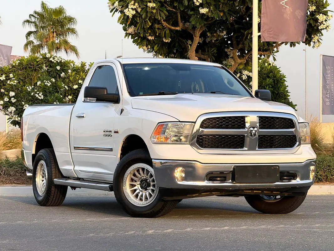 Dodge Ram 2016 — photo 1 of 17