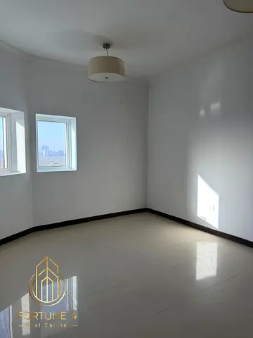 Available Now | Unfurnished| Huge Layout| Open Plan Kitchen
