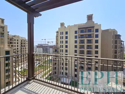TOP FLOOR GEM | BRAND NEW | VACANT & READY TO MOVE