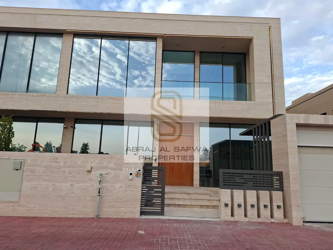 Elegant Modern Villa 6 Br+ Maid Prime Location