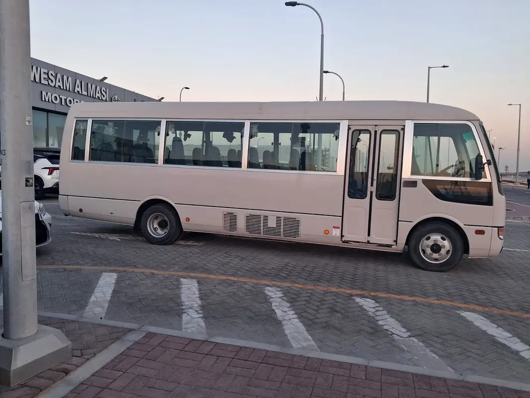 Mitsubishi Fuso Rosa 2024