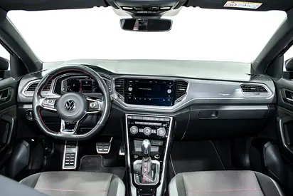 صورة 9 لـ 2021 Volkswagen T-ROC