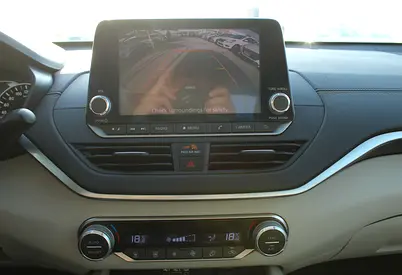 Nissan Altima SV, миниатюра 12