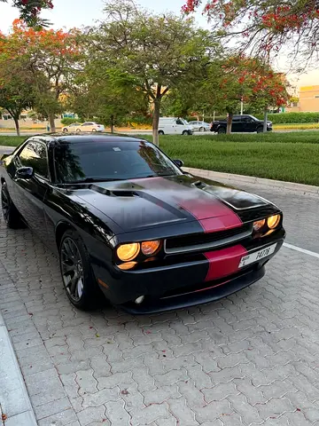 Dodge Challenger SXT 2013 | Canadian Specs | Well Maintained