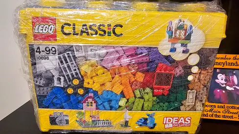 LEGO Classic Creative Bricks Set (10698) - Sealed