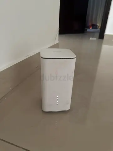 Oppo 5G CPE T1a WiFi Router