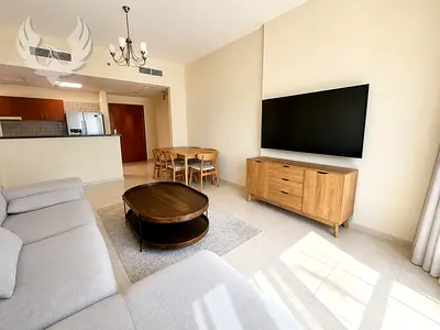 Spacious 2 Bed | High Floor | Community View