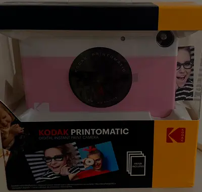 Kodak Printomatic Digital Instant Print Camera - Pink (Brand New in Box)