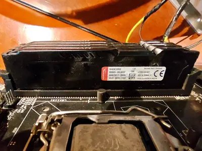 hyperx ram 32G 4x8g DDR4 RAM module with heatsink (used) - working condition