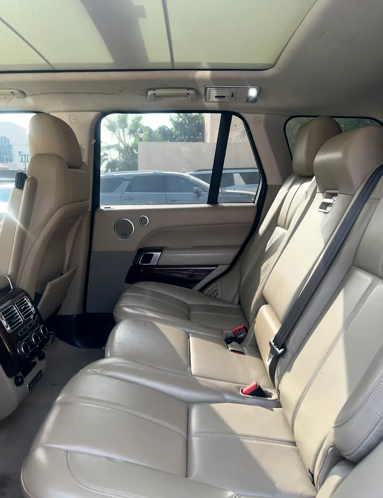 Land Rover Range Rover 2016 — photo 1 of 6