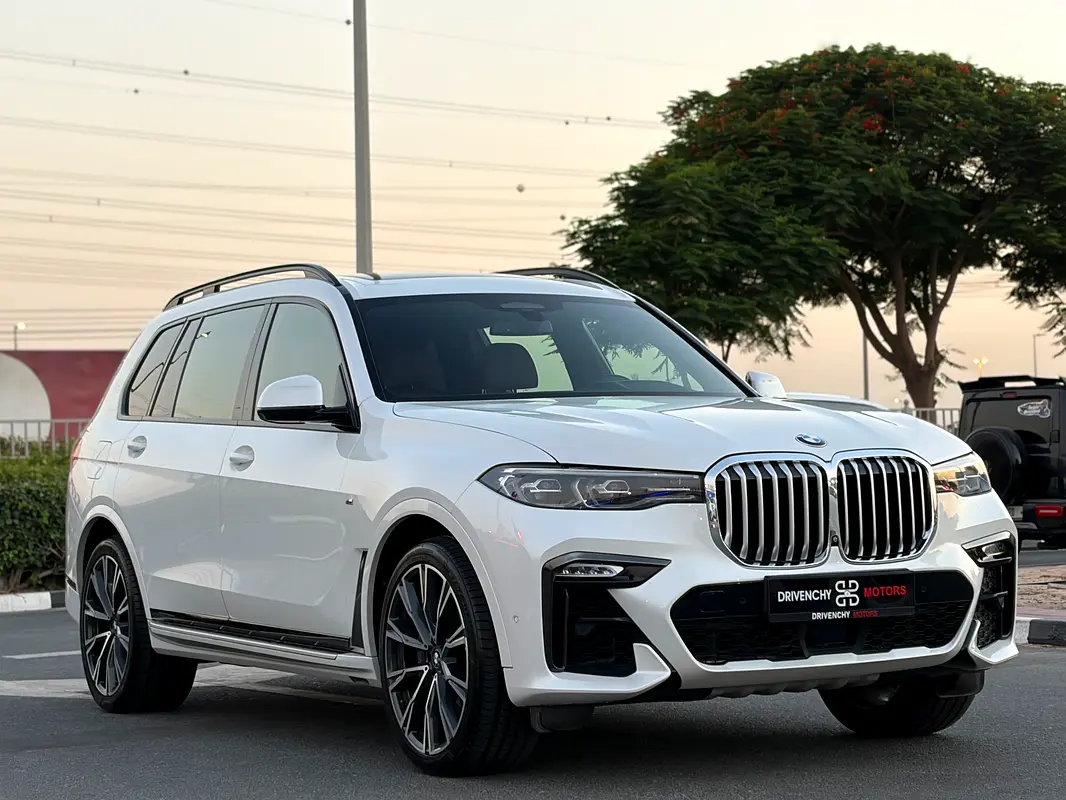 BMW X7 2019 — photo 1 of 14
