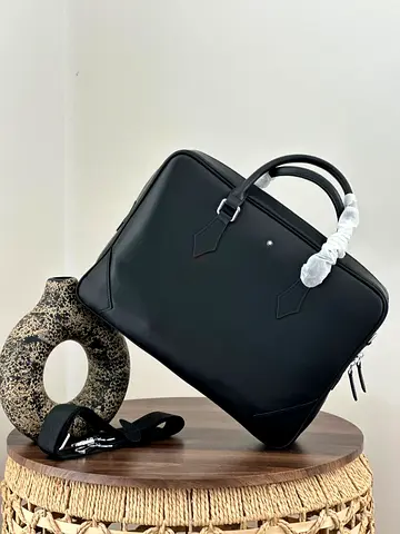 BRAND-MONTBLANC
LAPTOP BAG 
SUPER MASTER QUALITY 
WITH PAPER BAG
