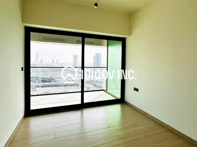 POOL VIEW | MID FLOOR | NEW BUILDING
