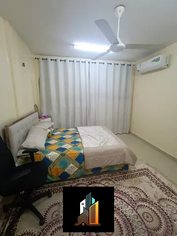 Neat and clean apartment, family building - Premium location with free parking