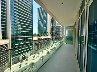 Marina View | Spacious | Bright