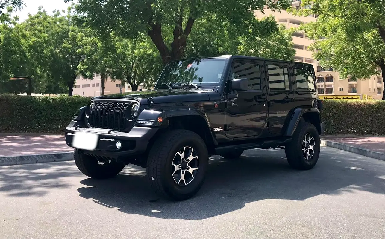 Jeep Wrangler 2015 — photo 1 of 20