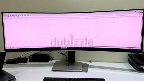 The Samsung Odyssey OLED G9 G932 (LS49DG932SMXUE) is a premium 49-inch curved super ultrawide gaming