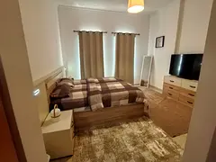 Huge Master bedroom for rent