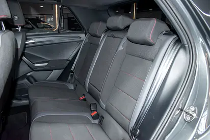 صورة 14 لـ 2021 Volkswagen T-ROC