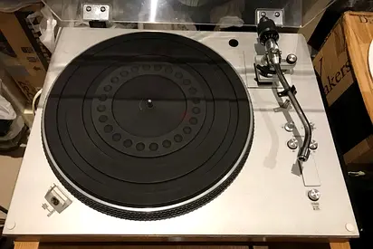 Aurex (Toshiba) Vintage Turntable