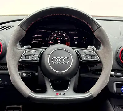 صورة 9 لـ 2018 AUDI RS3