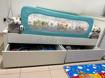 Toddlers bed with mattress, bed sheet, duvet, baby camera and storage drawers