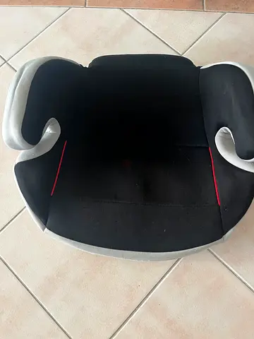 Child booster car seat cushion good condition