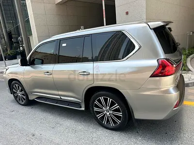 Lexus LX 570 Premier 2020 | GCC Specs | Low Mileage | Pristine Condition