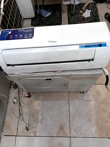 Used Split Type Wall Air Conditioner (Indoor + Outdoor Units) - Working Condition