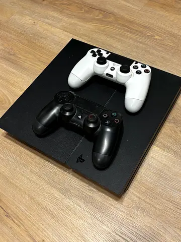 PlayStation 4