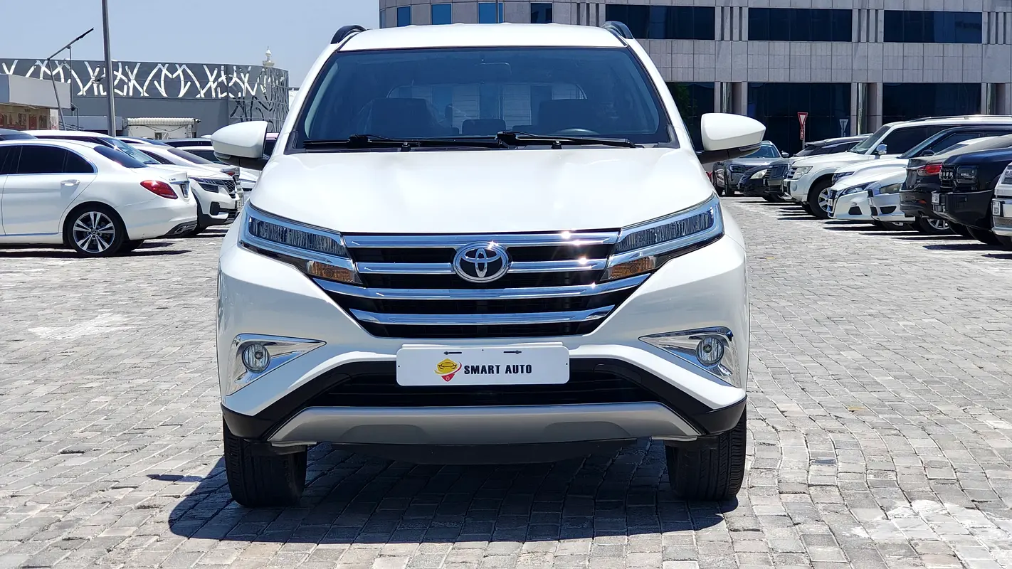 Toyota Rush 2023 — photo 1 of 10