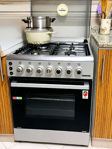 Geepas Gas Cooking Range with Oven