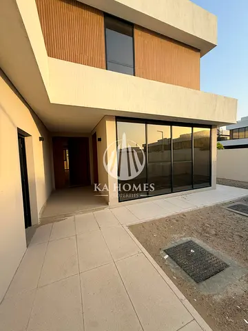✨ Luxury villa | Ready to move in | Luxurious finishes | 4 master bedrooms + additional room
