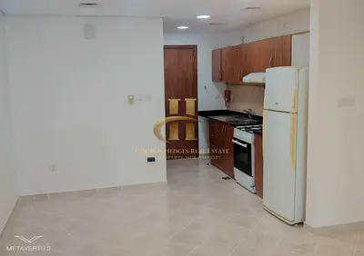 Vacant | Lake View | Spacious Layout