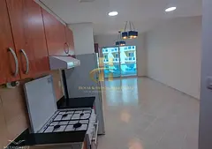 Vacant | Lake View | Spacious Layout