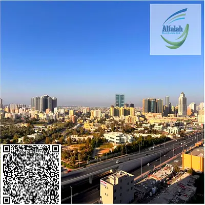 برج المدينة مكون من غرفتي نوم متاح للبيع بإطلالة مفتوحة ومطبخ مغلق مع موقف سيارات