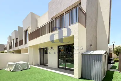 VACANT 4BR + MAID | PRIVATE GARDEN | SPACIOUS LAYOUT